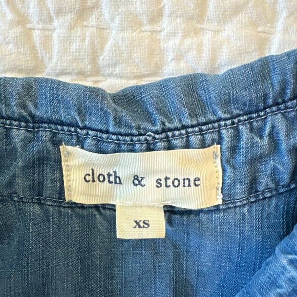 Chambray Button down - Picture 2 of 3